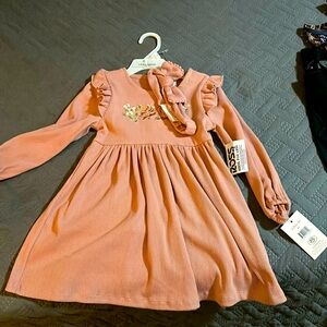 NWT Little Girl 2 piece dress set
